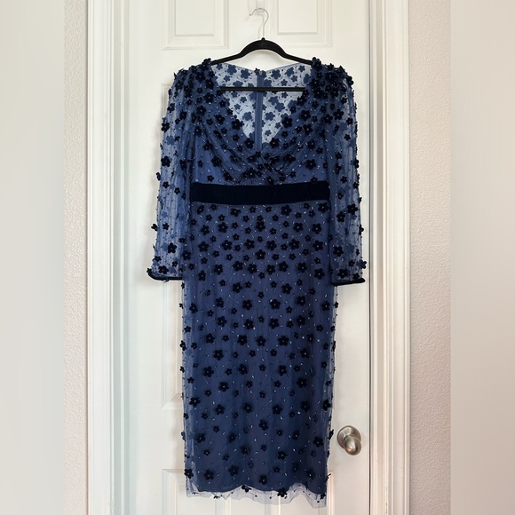 Mac DuggalEmbellished V-Neck Illusion Long Sleeve Column Midi, size 12 - Picture 4 of 9